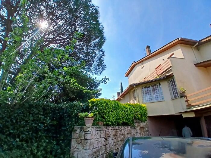 Casa con 11 locali in vendita in Strada Valle di Baccano, Campagnano Di Roma