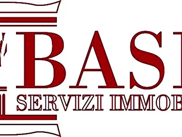 Appartamento quadrilocale in vendita in Via Federico Jorini, Roma