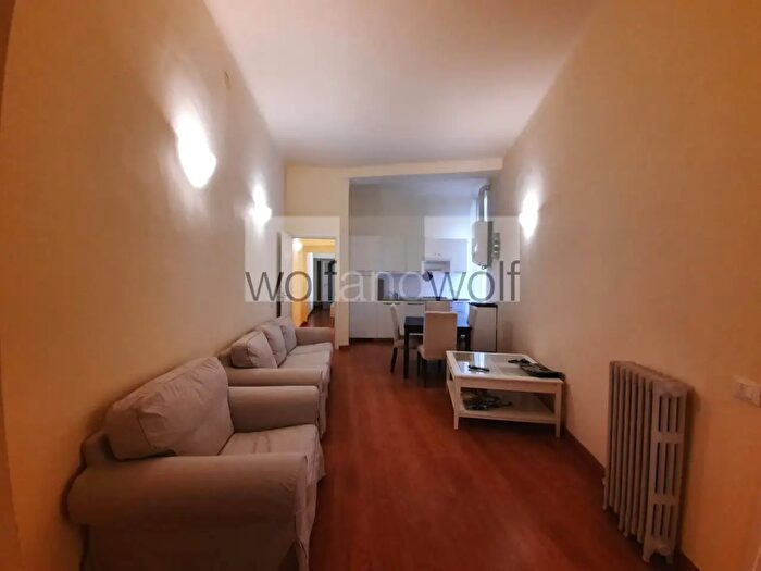 Appartamento trilocale in affitto in Via Vigevano, Milano