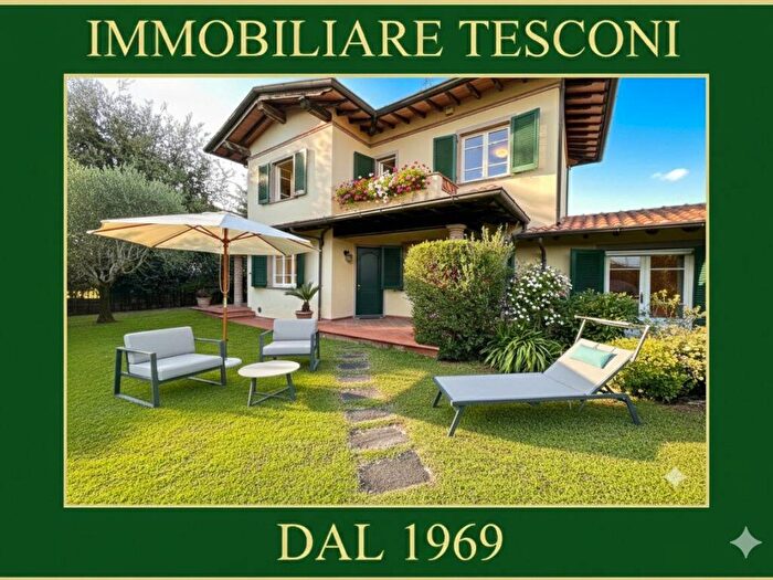 Casa con 5 locali in affitto in via michelangelo buonarroti, Pietrasanta