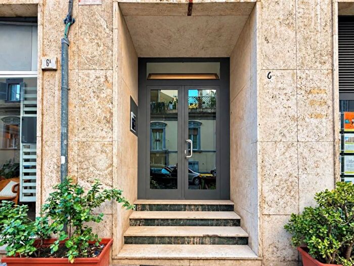 Appartamento monolocale in vendita in Via Francesco Solimena, Vomero, Napoli