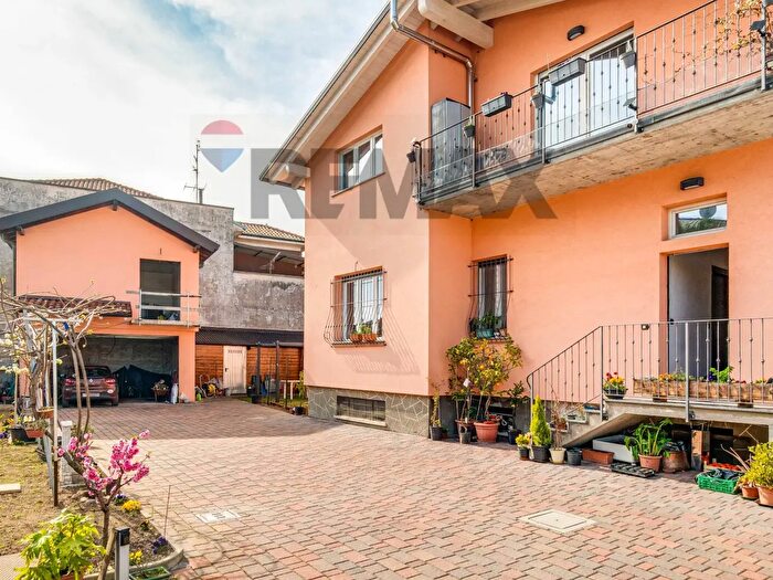 Casa con 5 locali in vendita in Olgiate Olona