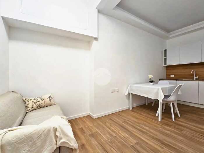 Appartamento bilocale in vendita in Via Padre Reginaldo Giuliani, Milano