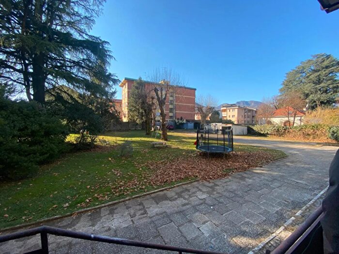 Appartamento con 5 locali in vendita in Via Sebastiano Bologna, Schio