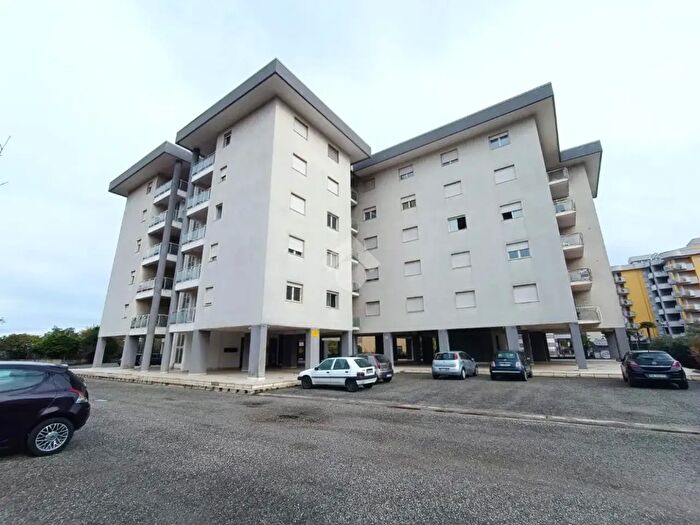 Appartamento trilocale in vendita in Via E Maiorana, Rende