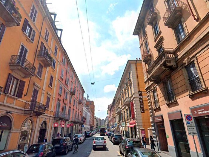 Appartamento trilocale in affitto in Via Marghera, Vercelli Wagner, Milano