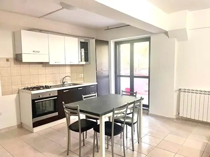 Appartamento bilocale in affitto in Borgia