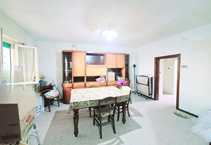 Casa quadrilocale in vendita in Rimini