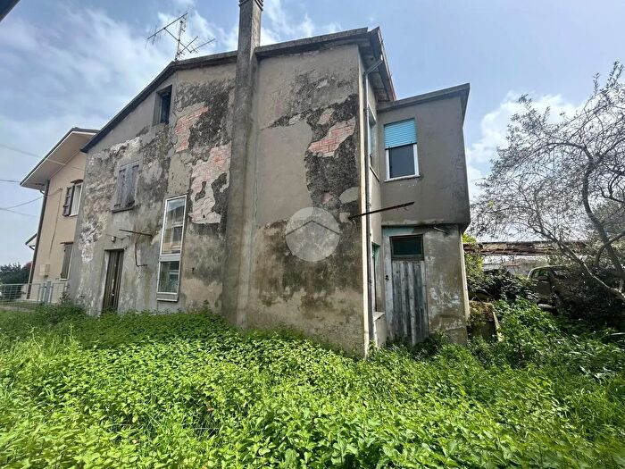 Appartamento trilocale in vendita in Via Alberazzo, San Mauro Pascoli