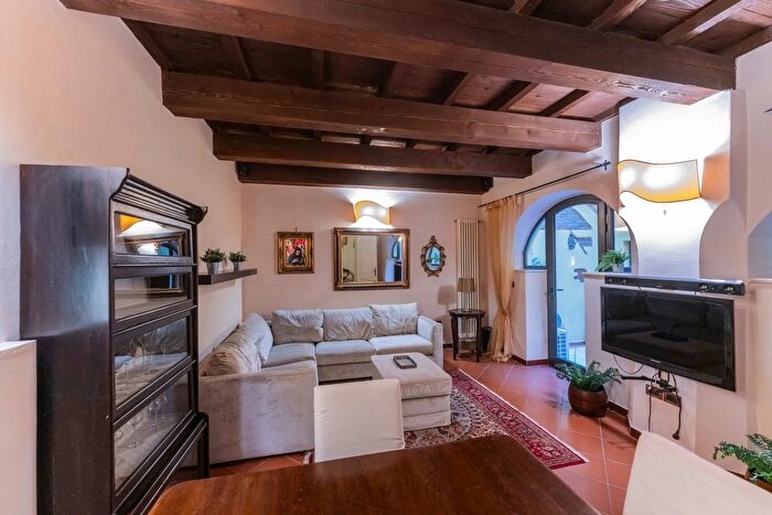 Appartamento trilocale in vendita in Via della Vittoria, Ferrara