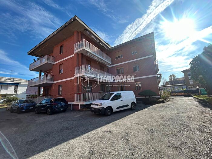Appartamento quadrilocale in vendita in Via Papa Giovanni, Rivarolo Canavese