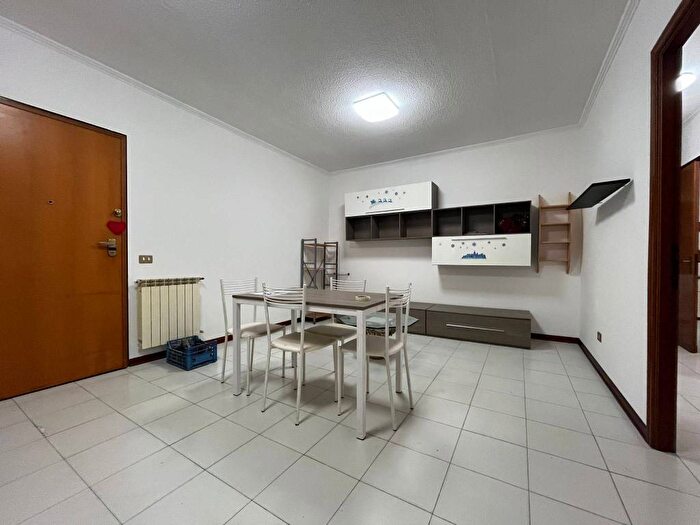 Casa trilocale in affitto in Via Enrico Berlinguer, Pomezia Centro, Pomezia