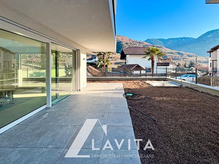 Appartamento trilocale in vendita in Via delle Querce, Montagna