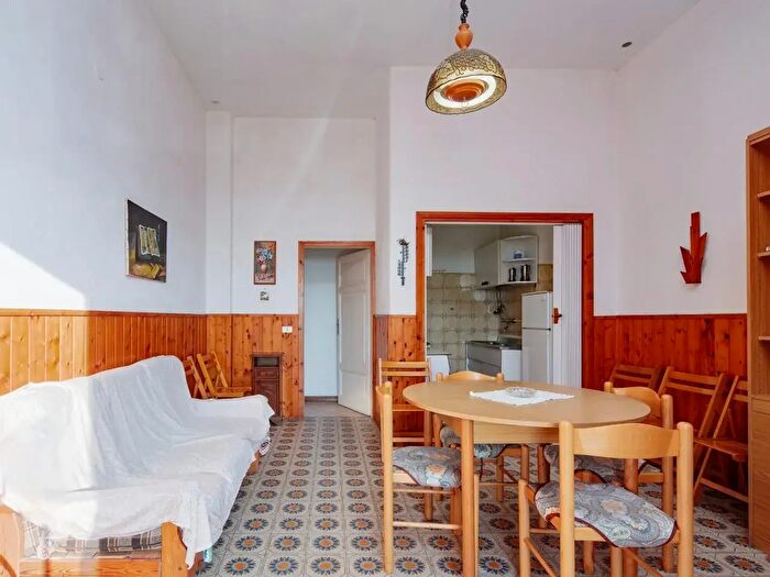 Appartamento trilocale in affitto in a della Repubblica Pisana, Pisa