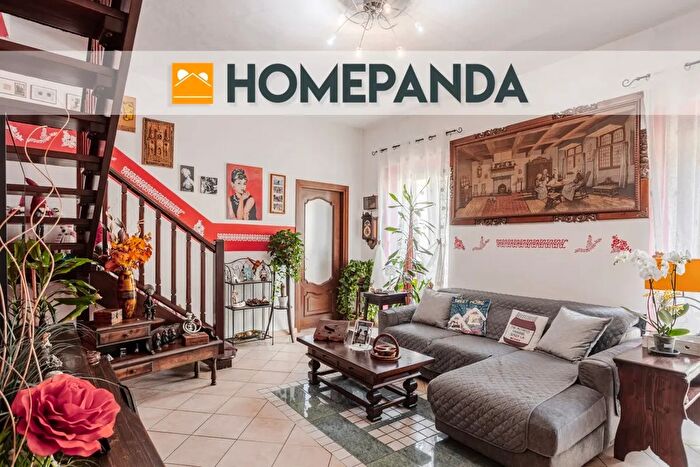 Appartamento quadrilocale in vendita in Via Elia Emanuele Foà, Vercelli