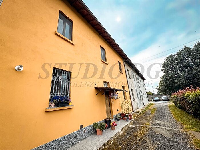 Appartamento trilocale in vendita in Via Bertacciola, BovisioMasciago