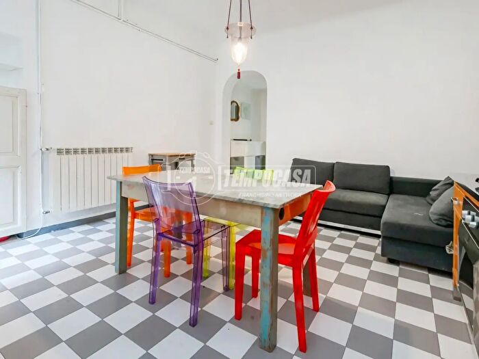 Appartamento bilocale in vendita in Via Saronno, Milano