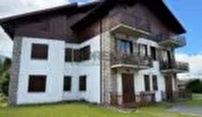 Appartamento bilocale in vendita in Castione Della Presolana