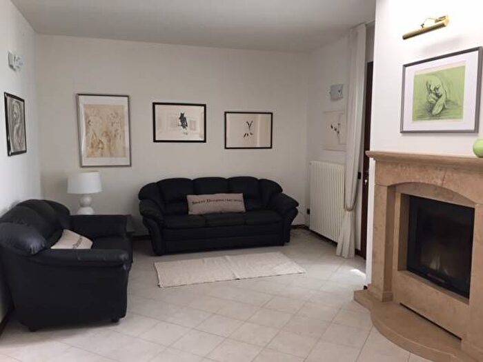 Casa con 6 locali in affitto in Montà Sant'Ignazio, Padova