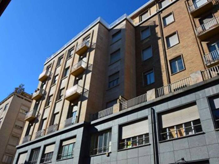 Appartamento con 5 locali in affitto in via SAN QUINTINO, Via Roma, Torino