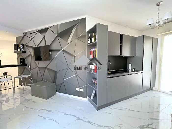 Appartamento bilocale in vendita in Viale Ceccarini, Riccione