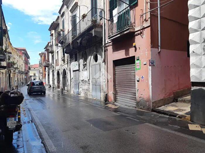 Appartamento monolocale in affitto in Via F Solimena, Nocera Inferiore