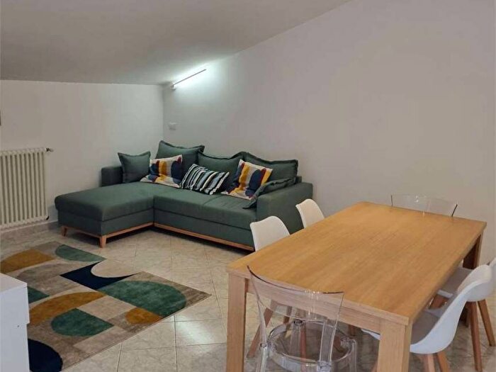 Appartamento trilocale in affitto in Via Cristiano Di Magonza, Centro, Monte Porzio Catone