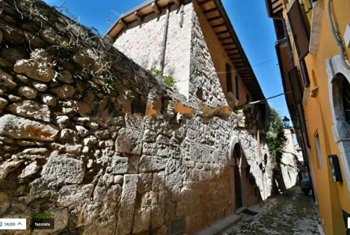 Appartamento trilocale in vendita in Via dellArmellino, Ascoli Piceno