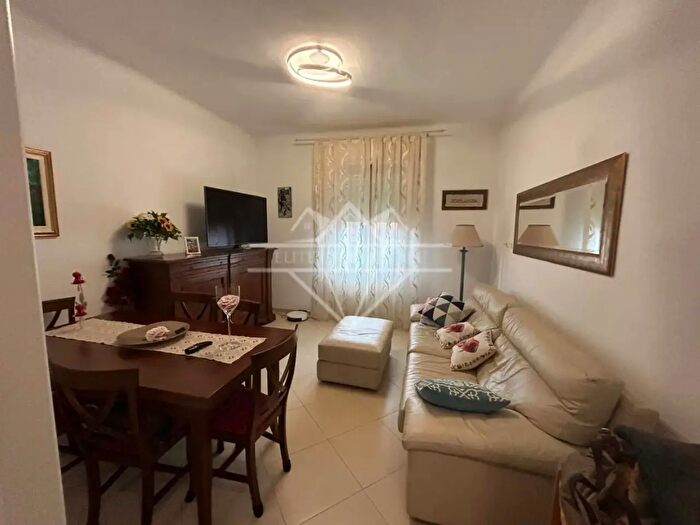 Appartamento quadrilocale in vendita in Massa