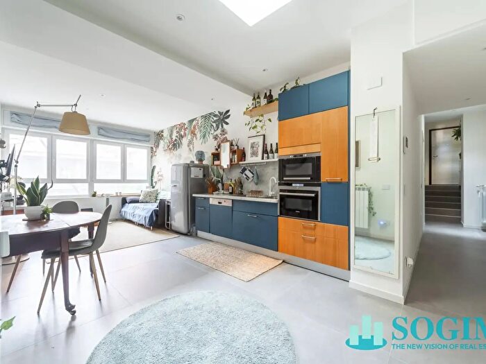 Appartamento bilocale in vendita in Via Negroli, Milano