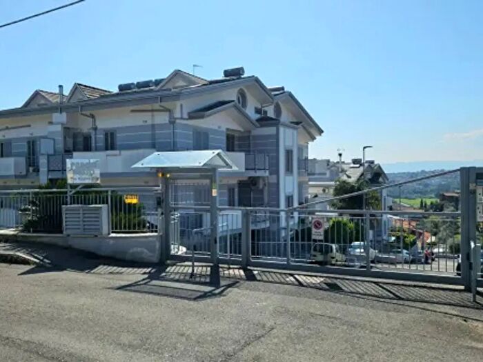 Appartamento trilocale in vendita in Via Appennini, Fonte Nuova