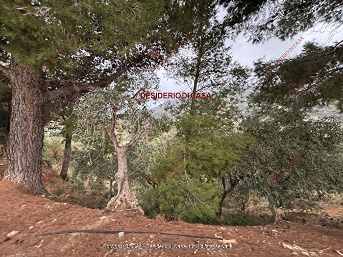 Casa con 5 locali in vendita in gGcv Santa Rosalia Pa Italia, Monreale