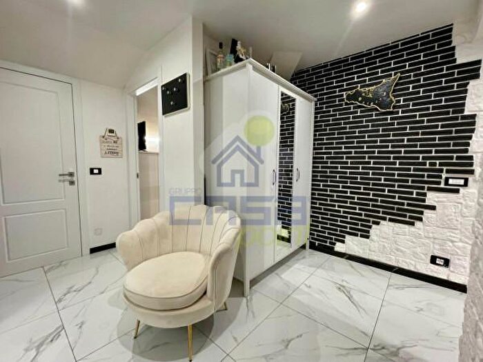 Appartamento bilocale in vendita in Via Roma, Pieve Porto Morone