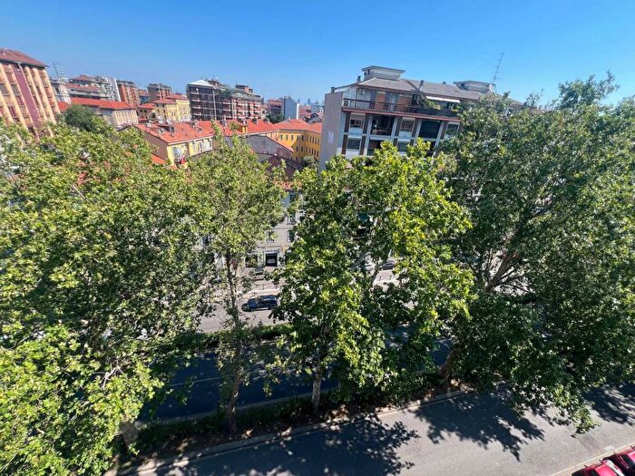 Appartamento bilocale in affitto in Viale Tibaldi, Corso San Gottardo, Milano