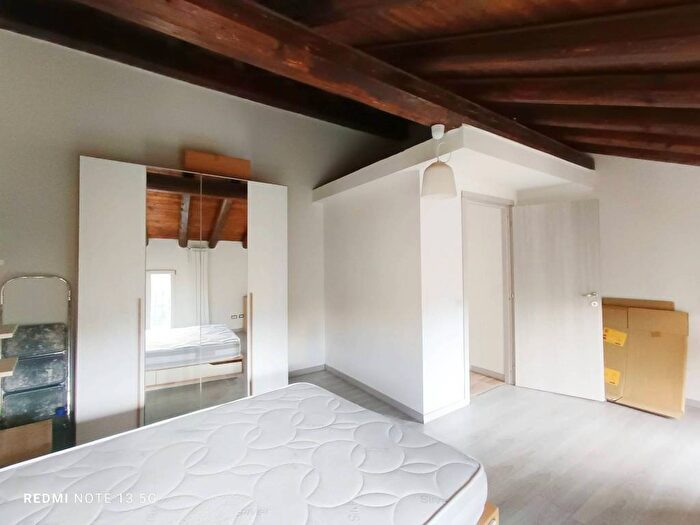 Appartamento bilocale in affitto in Via Francesco Raimondi, Centro, Fino Mornasco
