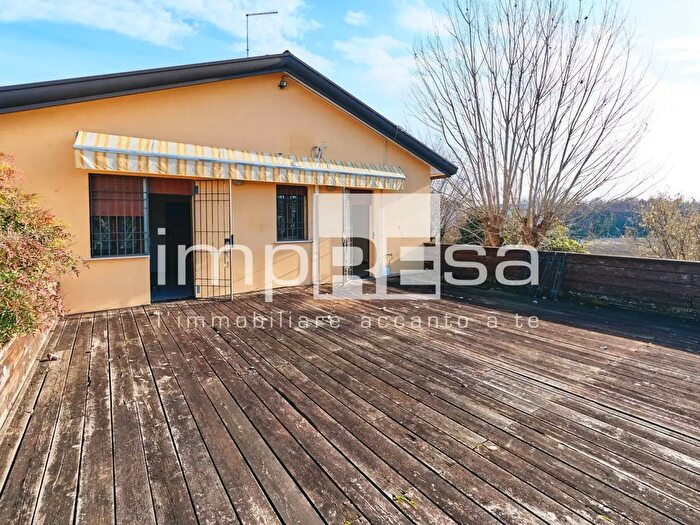 Appartamento quadrilocale in vendita in Strada Santa Bona Vecchia, Treviso