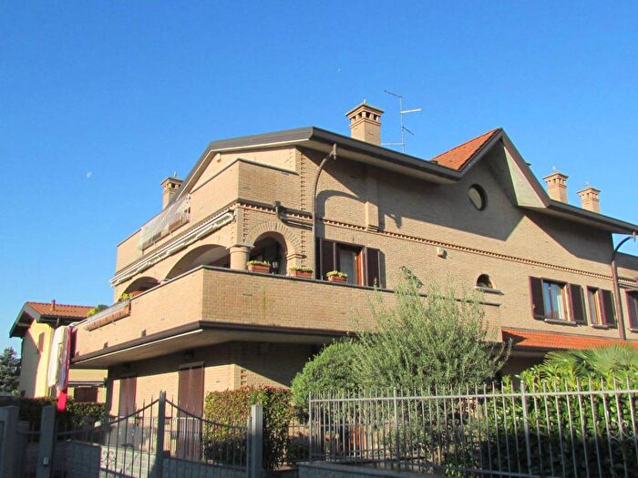 Appartamento bilocale in affitto in Via Giovanni Berchet, Nova Milanese