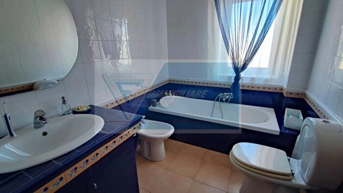 Appartamento quadrilocale in vendita in Siracusa