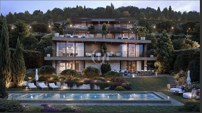 Appartamento trilocale in vendita in Torri Del Benaco