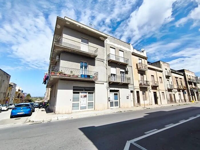 Appartamento quadrilocale in vendita in Via Tenente Colonnello Giovan Battista Orombello, Paceco