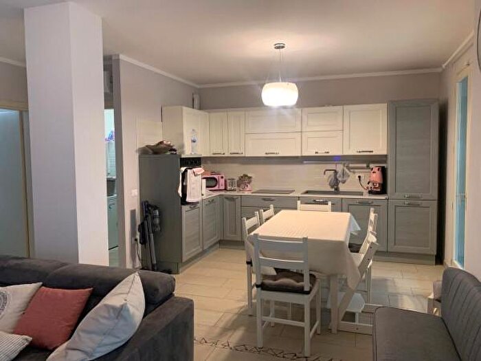 Appartamento con 5 locali in vendita in Ravenna