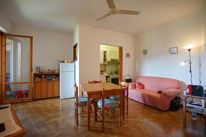 Appartamento trilocale in vendita in Massa