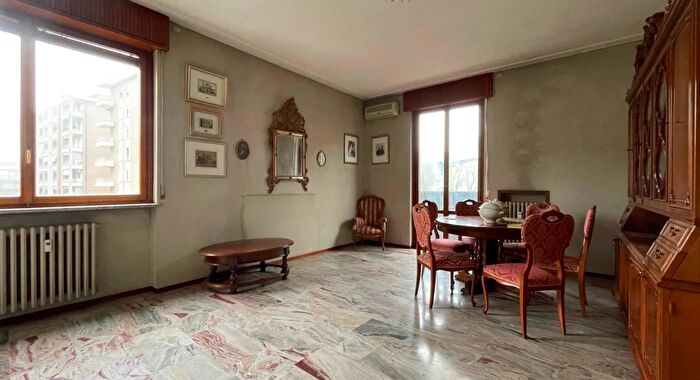 Appartamento con 6 locali in vendita in Novi Via Verdi Arquata Scrivia Tortona Lcitalia, Tortona