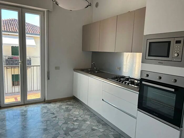 Appartamento trilocale in vendita in Via Giampaolo Vajenti, Vicenza