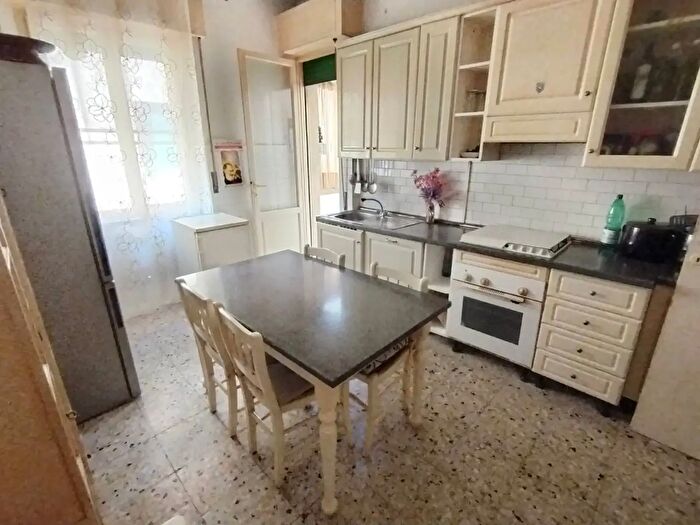 Appartamento con 5 locali in vendita in Via dell Aeroporto, Pisa