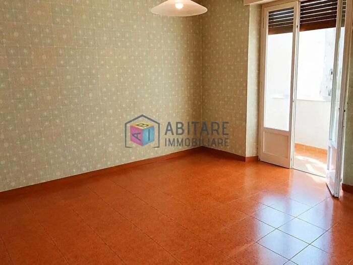 Appartamento con 5 locali in vendita in Livorno