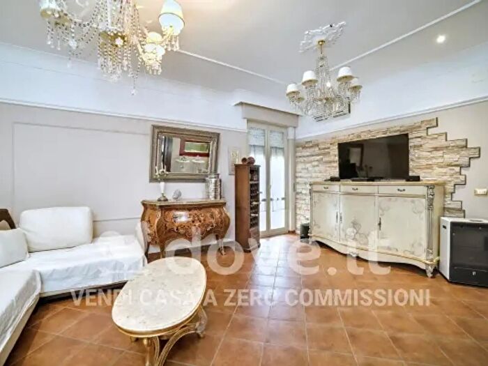 Appartamento trilocale in vendita in Via Milano, Siracusa