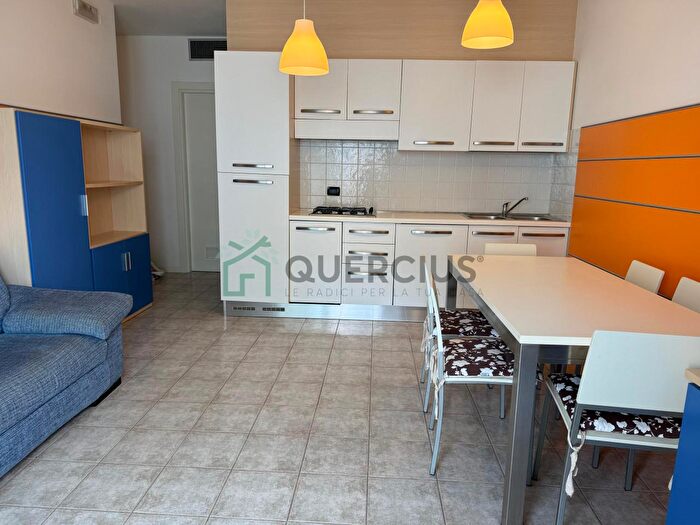 Appartamento trilocale in vendita in Via Dante Alighieri, Jesolo