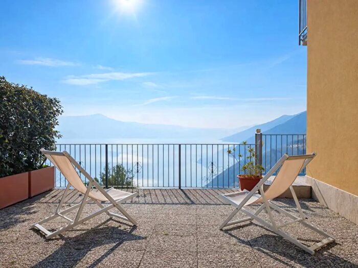 Casa trilocale in vendita in Belvedere, Parzanica