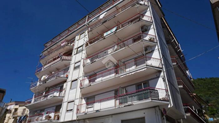 Appartamento quadrilocale in vendita in Via Trieste, Montecorvino Pugliano